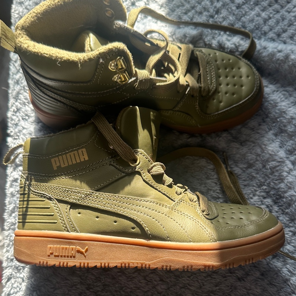 Puma Boys Olive Green High-Top Sneakers with Gum Sole and Gold Accents